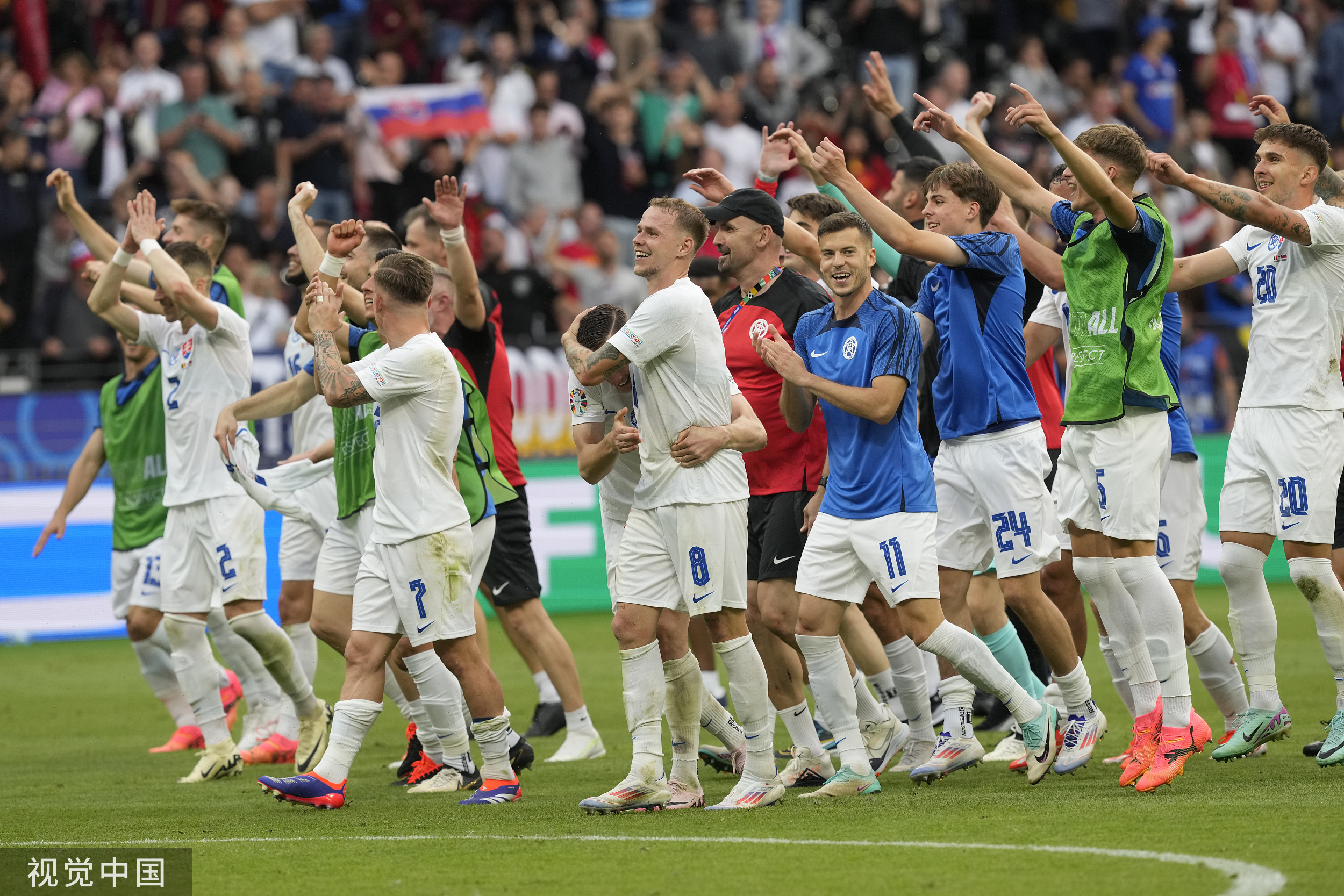 kaiyun-包含荷兰队在与克罗地亚的比拼中取得胜利，小组出线的词条